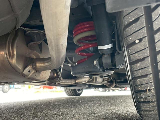 エスティマ アエラス　プレミアム　禁煙車　後期モデル　サンルーフ　ＴＲＤフルエアロ　両側電動スライドドア　純正９インチＳＤナビ　純正１２インチフリップダウンモニター　ハーフレザーシート　クルーズコントロール　パワーシート（67枚目）