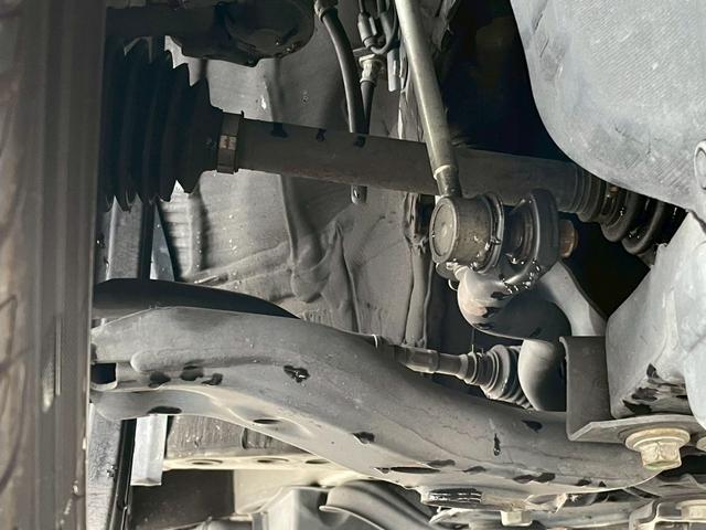 エスティマ アエラス　プレミアム　禁煙車　後期モデル　サンルーフ　ＴＲＤフルエアロ　両側電動スライドドア　純正９インチＳＤナビ　純正１２インチフリップダウンモニター　ハーフレザーシート　クルーズコントロール　パワーシート（69枚目）