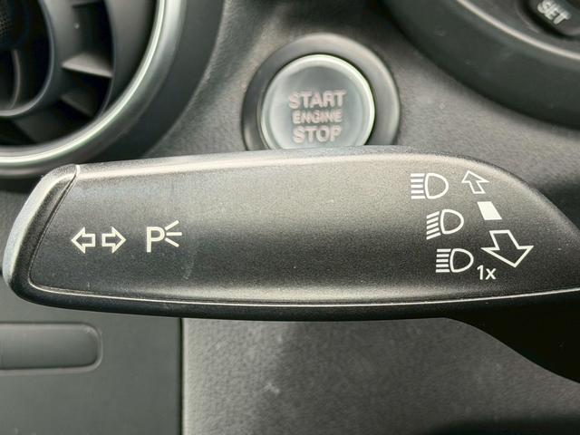 A1スポーツバック 1.4TFSI ワンオーナー 禁煙車 ユーザー様買取車両 プッシュスタート ナビ Bluetoothオーディオ HIDヘッドライト CD・DVD・TV再生 ETC 純正15インチアルミアイドリングストップ(40枚目)