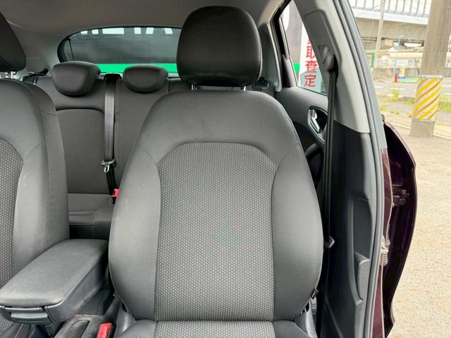 A1スポーツバック 1.4TFSI ワンオーナー 禁煙車 ユーザー様買取車両 プッシュスタート ナビ Bluetoothオーディオ HIDヘッドライト CD・DVD・TV再生 ETC 純正15インチアルミアイドリングストップ(53枚目)