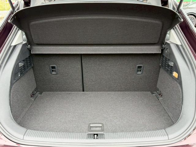 A1スポーツバック 1.4TFSI ワンオーナー 禁煙車 ユーザー様買取車両 プッシュスタート ナビ Bluetoothオーディオ HIDヘッドライト CD・DVD・TV再生 ETC 純正15インチアルミアイドリングストップ(61枚目)