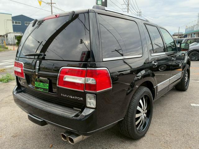 LINCOLN LINCOLN NAVIGATOR BASE GRADE