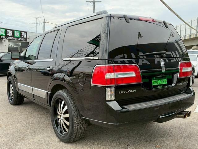LINCOLN LINCOLN NAVIGATOR BASE GRADE