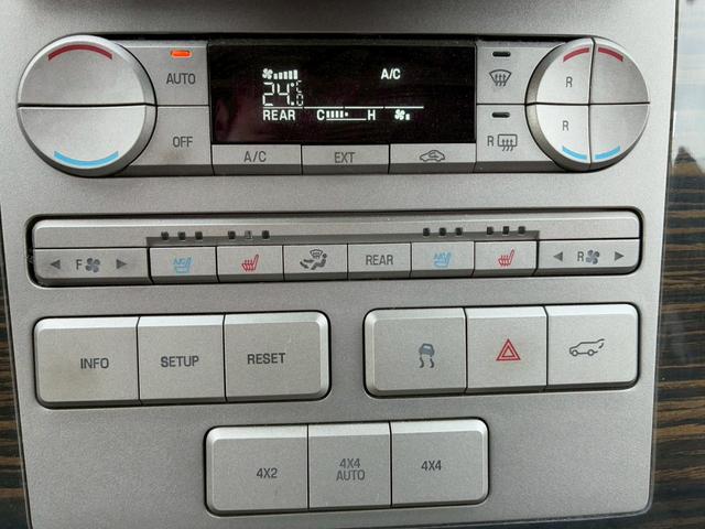LINCOLN LINCOLN NAVIGATOR BASE GRADE