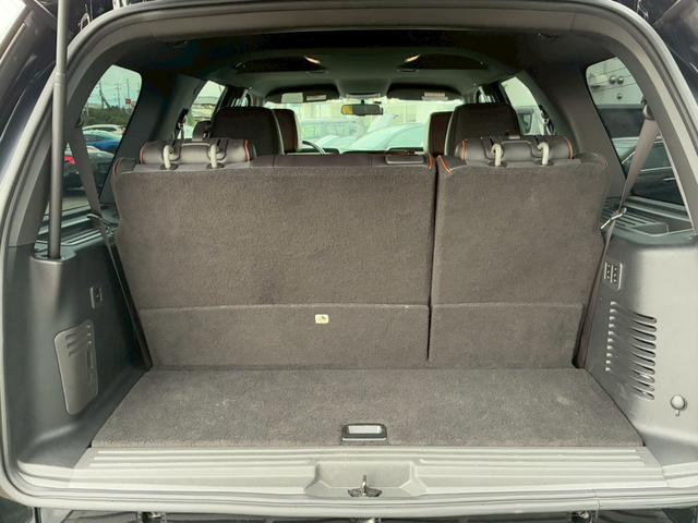 LINCOLN LINCOLN NAVIGATOR BASE GRADE
