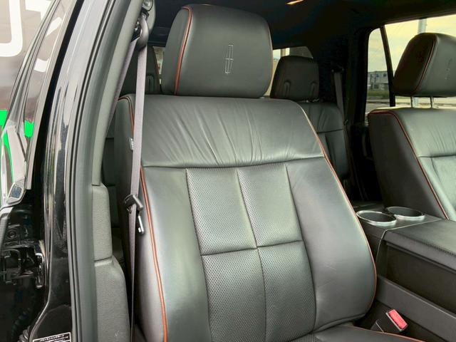 LINCOLN LINCOLN NAVIGATOR BASE GRADE
