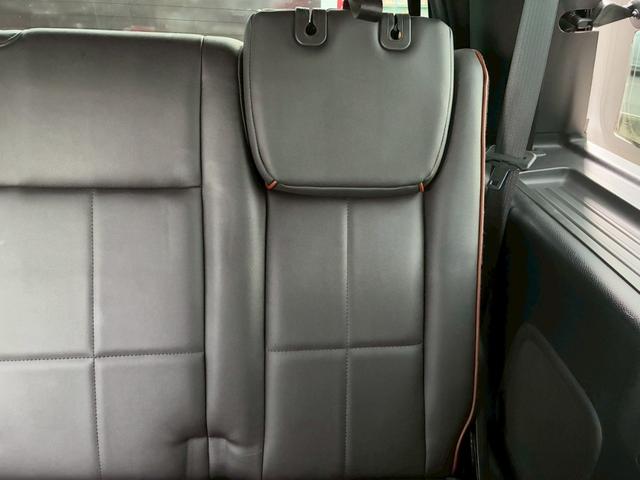 LINCOLN LINCOLN NAVIGATOR BASE GRADE
