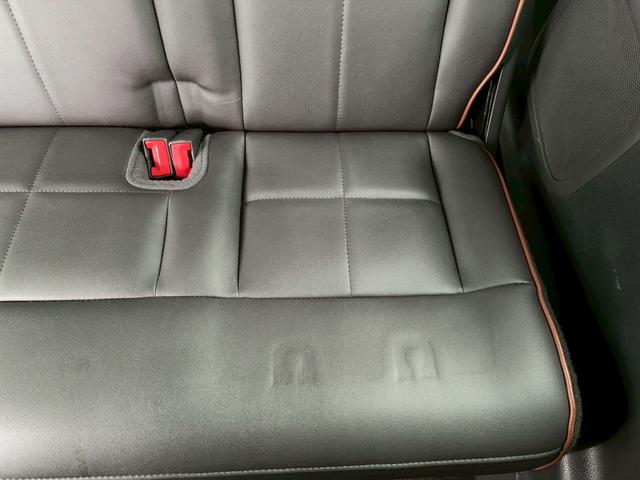 LINCOLN LINCOLN NAVIGATOR BASE GRADE