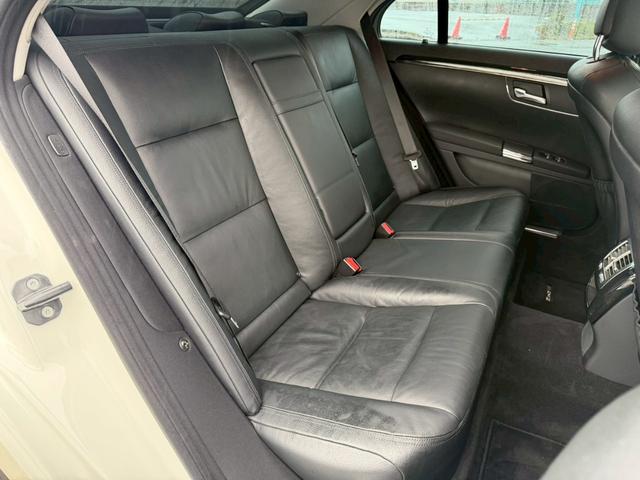 Sクラス S350 ブルーエフィシェンシー グランドED 禁煙車 法人ワンオーナー 後期最終モデル ディーラーフルメンテ サンルーフ 黒革シート キーレスゴー 後席モニター レーダークルーズコントロール シートヒーター HIDヘッド 純正19インチアルミ(46枚目)