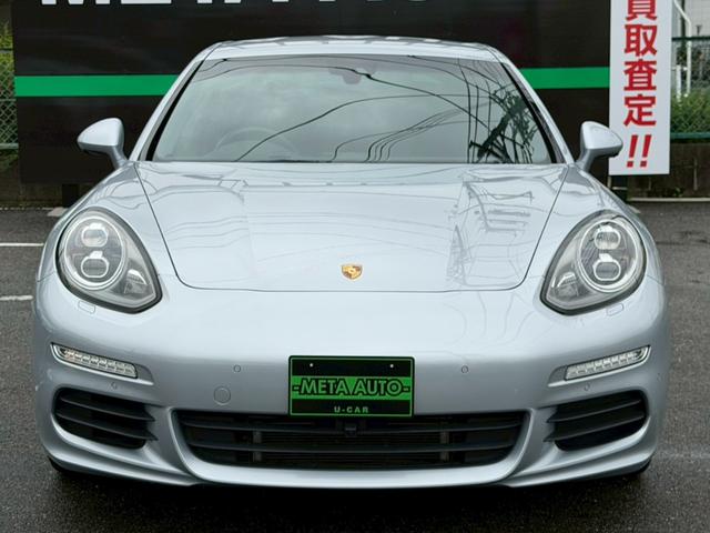 パナメーラ S E-ハイブリッド ユーザー様買取車両 スポーツクロノパッケージ 後期型 正規ディーラー車 サラウンドビューシステム LEDヘッドライト ダイナミックライトシステムプラス エントリードライブシステム  本革シート(15枚目)