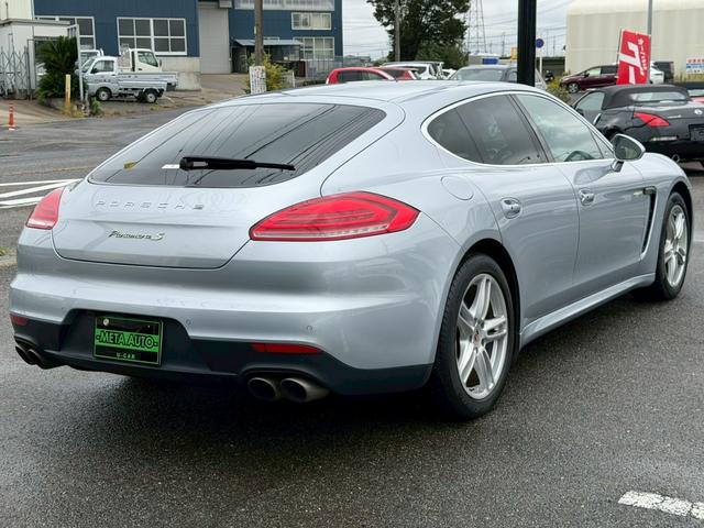 パナメーラ S E-ハイブリッド ユーザー様買取車両 スポーツクロノパッケージ 後期型 正規ディーラー車 サラウンドビューシステム LEDヘッドライト ダイナミックライトシステムプラス エントリードライブシステム  本革シート(20枚目)