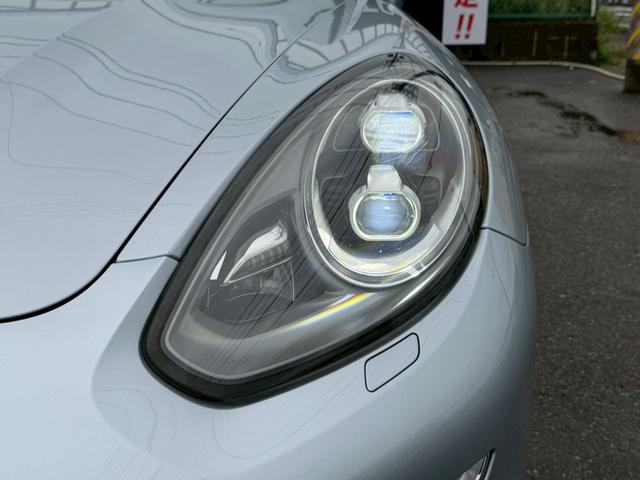 パナメーラ S E-ハイブリッド ユーザー様買取車両 スポーツクロノパッケージ 後期型 正規ディーラー車 サラウンドビューシステム LEDヘッドライト ダイナミックライトシステムプラス エントリードライブシステム  本革シート(30枚目)