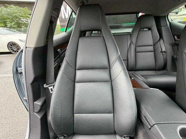 パナメーラ S E-ハイブリッド ユーザー様買取車両 スポーツクロノパッケージ 後期型 正規ディーラー車 サラウンドビューシステム LEDヘッドライト ダイナミックライトシステムプラス エントリードライブシステム  本革シート(57枚目)
