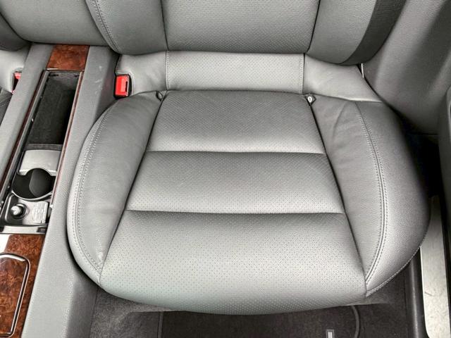 パナメーラ S E-ハイブリッド ユーザー様買取車両 スポーツクロノパッケージ 後期型 正規ディーラー車 サラウンドビューシステム LEDヘッドライト ダイナミックライトシステムプラス エントリードライブシステム  本革シート(64枚目)