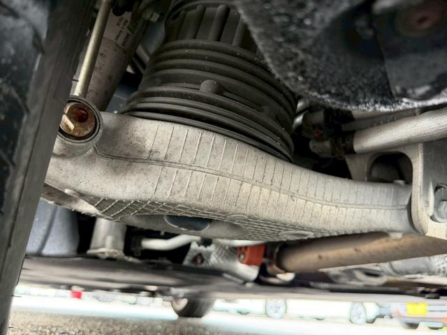 パナメーラ S E-ハイブリッド ユーザー様買取車両 スポーツクロノパッケージ 後期型 正規ディーラー車 サラウンドビューシステム LEDヘッドライト ダイナミックライトシステムプラス エントリードライブシステム  本革シート(76枚目)