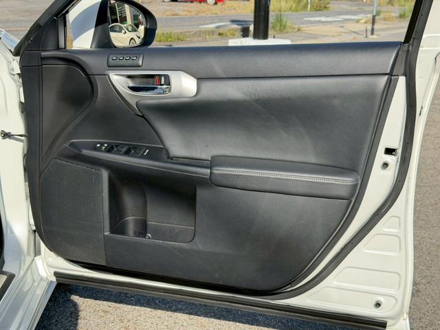 ＣＴ ＣＴ２００ｈ　Ｆスポーツ　ユーザー様買取車両　モデリスタフルエアロ　サンルーフ　ＢＢＳ１７インチＡＷ　クルーズコントロール　レザーシート　シートメモリー　バックカメラ　フルセグ　ローダウン　ミラー型ドラレコ　プッシュスタート（53枚目）