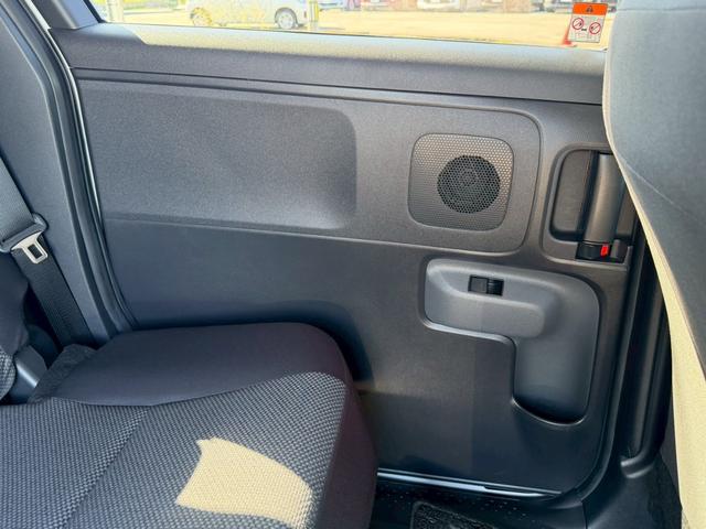 シエンタ ハイブリッドG 禁煙車 弊社買取車両 ワンオーナー 両側電動スライドドア レーダークルーズコントロール ETC BSM AC100V電源 LEDヘッドライト ディスプレイオーディオ Bluetoothオーディオ(40枚目)