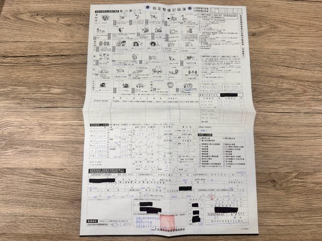 フェアレディＺ ベースグレード　禁煙車　６ＭＴ　ワンオーナー　屋内保管　ディーラーメンテ　純正ＨＤＤナビ　Ｂｌｕｅｔｏｏｔｈオーディオ　インテリジェントキー　ＨＩＤヘッドライト　オートヘッドライト　フルノーマル　ＥＴＣ（9枚目）
