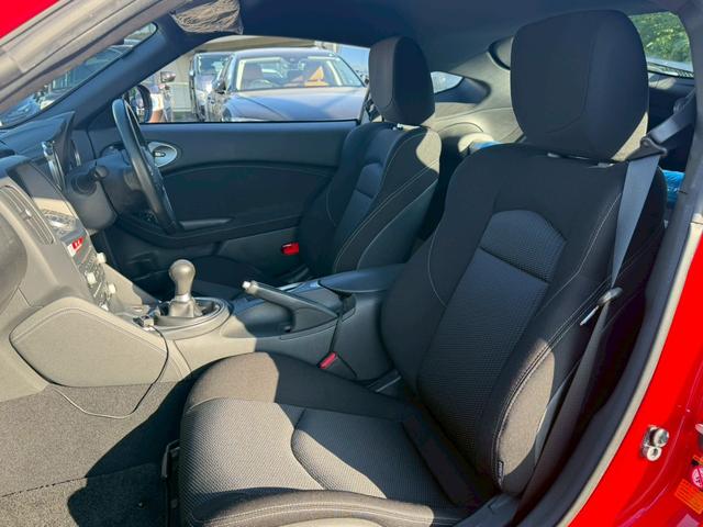 フェアレディＺ ベースグレード　禁煙車　６ＭＴ　ワンオーナー　屋内保管　ディーラーメンテ　純正ＨＤＤナビ　Ｂｌｕｅｔｏｏｔｈオーディオ　インテリジェントキー　ＨＩＤヘッドライト　オートヘッドライト　フルノーマル　ＥＴＣ（42枚目）