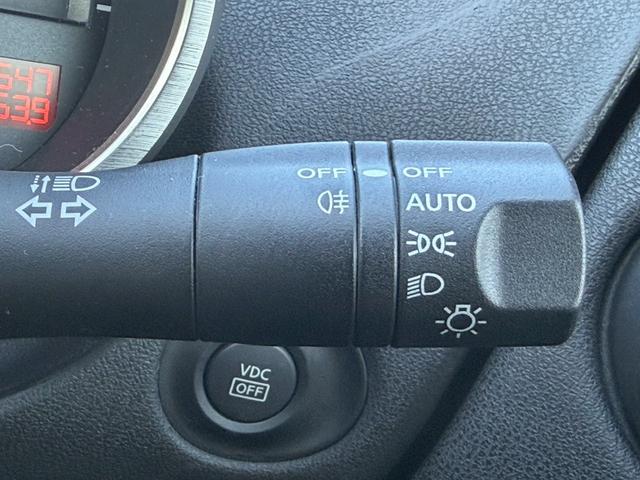 フェアレディＺ ベースグレード　禁煙車　６ＭＴ　ワンオーナー　屋内保管　ディーラーメンテ　純正ＨＤＤナビ　Ｂｌｕｅｔｏｏｔｈオーディオ　インテリジェントキー　ＨＩＤヘッドライト　オートヘッドライト　フルノーマル　ＥＴＣ（53枚目）