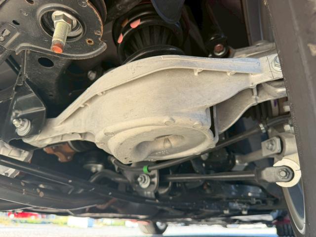 フェアレディＺ ベースグレード　禁煙車　６ＭＴ　ワンオーナー　屋内保管　ディーラーメンテ　純正ＨＤＤナビ　Ｂｌｕｅｔｏｏｔｈオーディオ　インテリジェントキー　ＨＩＤヘッドライト　オートヘッドライト　フルノーマル　ＥＴＣ（58枚目）