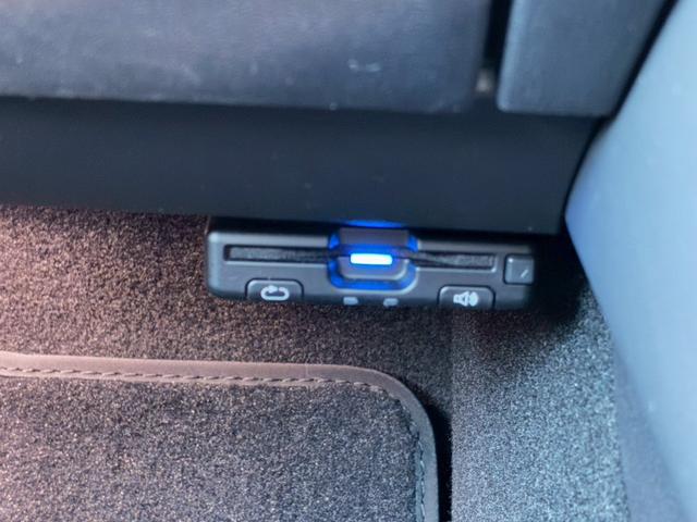 モデルY パフォーマンス 4WD ワンオーナー禁煙車 弊社買取車両 メーカー保証残有 デュアルモーター 21インチAW 15インチディスプレイ Ryzenモデル オートパイロット ガラスルーフ 全席シートヒーター LEDヘッド(11枚目)