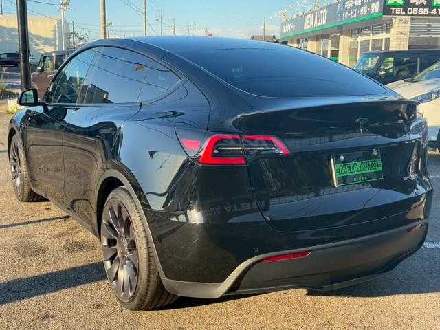 モデルY パフォーマンス 4WD ワンオーナー禁煙車 弊社買取車両 メーカー保証残有 デュアルモーター 21インチAW 15インチディスプレイ Ryzenモデル オートパイロット ガラスルーフ 全席シートヒーター LEDヘッド(18枚目)