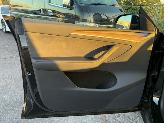 モデルY パフォーマンス 4WD ワンオーナー禁煙車 弊社買取車両 メーカー保証残有 デュアルモーター 21インチAW 15インチディスプレイ Ryzenモデル オートパイロット ガラスルーフ 全席シートヒーター LEDヘッド(34枚目)