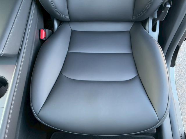 モデルY パフォーマンス 4WD ワンオーナー禁煙車 弊社買取車両 メーカー保証残有 デュアルモーター 21インチAW 15インチディスプレイ Ryzenモデル オートパイロット ガラスルーフ 全席シートヒーター LEDヘッド(45枚目)