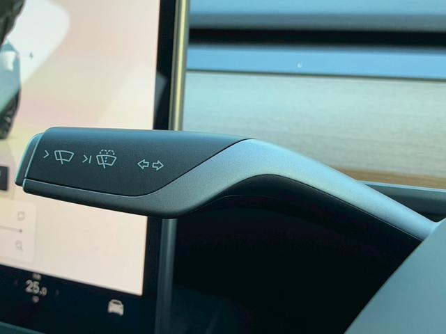 モデルY パフォーマンス 4WD ワンオーナー禁煙車 弊社買取車両 メーカー保証残有 デュアルモーター 21インチAW 15インチディスプレイ Ryzenモデル オートパイロット ガラスルーフ 全席シートヒーター LEDヘッド(52枚目)