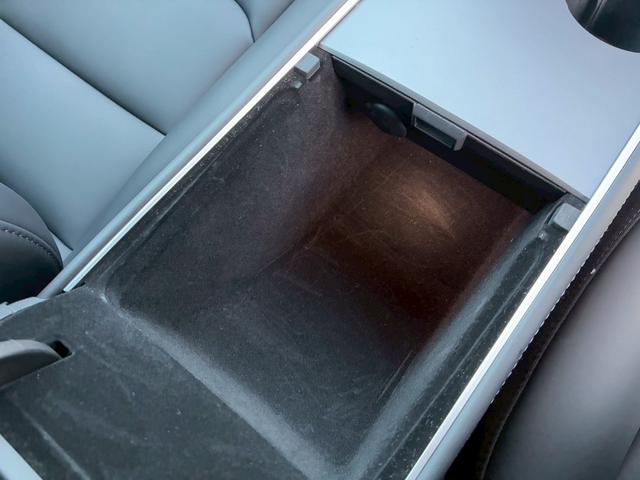 モデルY パフォーマンス 4WD ワンオーナー禁煙車 弊社買取車両 メーカー保証残有 デュアルモーター 21インチAW 15インチディスプレイ Ryzenモデル オートパイロット ガラスルーフ 全席シートヒーター LEDヘッド(56枚目)