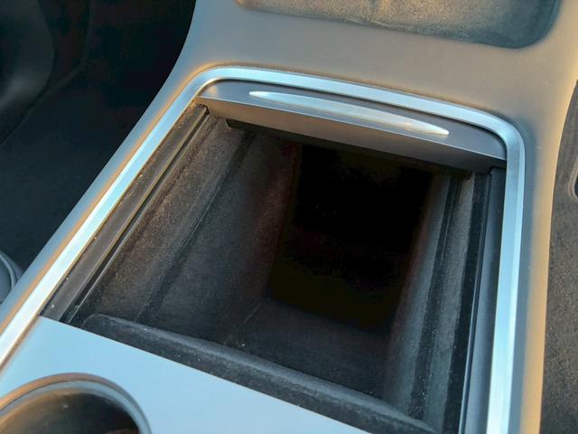 モデルY パフォーマンス 4WD ワンオーナー禁煙車 弊社買取車両 メーカー保証残有 デュアルモーター 21インチAW 15インチディスプレイ Ryzenモデル オートパイロット ガラスルーフ 全席シートヒーター LEDヘッド(57枚目)