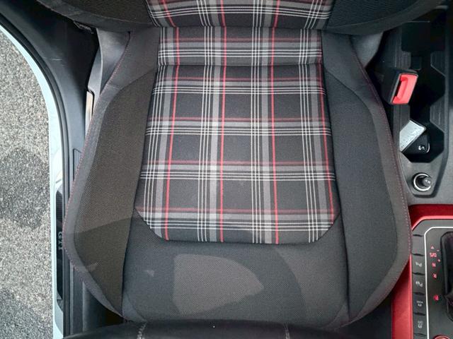 ポロGTI ベースグレード 5名セーフティパッケージ Discover Proパッケージ DR記録簿 純正ナビ カープレイ レーダークルーズコントロール フルセグ ブラインンドスポットモニター LEDヘッド 純正17インチAW(55枚目)