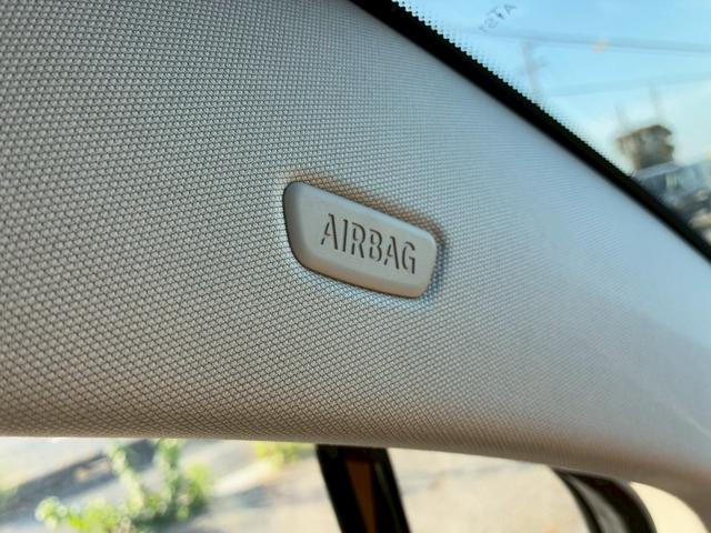 ｉ３ ロッジ　レンジ・エクステンダー装備車　中期モデル　３３．３ｋＷｈ　サーマルマネジメントパッケージ　ｈａｒｍａｎｋａｒｄｏｎスピーカー　ＤＲ記録簿　純正１９インチＡＷ　ＬＥＤヘッド　レーダークルーズコントロール　ドライビングアシスト＋（48枚目）