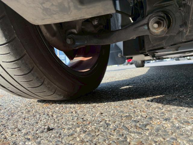 ｉ３ ロッジ　レンジ・エクステンダー装備車　中期モデル　３３．３ｋＷｈ　サーマルマネジメントパッケージ　ｈａｒｍａｎｋａｒｄｏｎスピーカー　ＤＲ記録簿　純正１９インチＡＷ　ＬＥＤヘッド　レーダークルーズコントロール　ドライビングアシスト＋（73枚目）