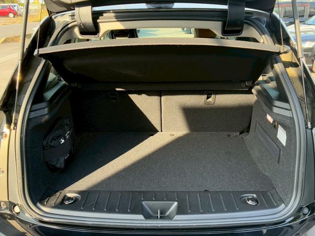 ｉ３ ロッジ　レンジ・エクステンダー装備車　中期モデル　３３．３ｋＷｈ　サーマルマネジメントパッケージ　ｈａｒｍａｎｋａｒｄｏｎスピーカー　ＤＲ記録簿　純正１９インチＡＷ　ＬＥＤヘッド　レーダークルーズコントロール　ドライビングアシスト＋（75枚目）