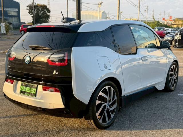 i3 ベースグレード 禁煙車 スイートインテリアレザーシート LEDヘッドライト シートヒーター 純正19インチオプションアルミホイール アダプティブクルーズコントロール Bluetoothオーディオ ETC(22枚目)