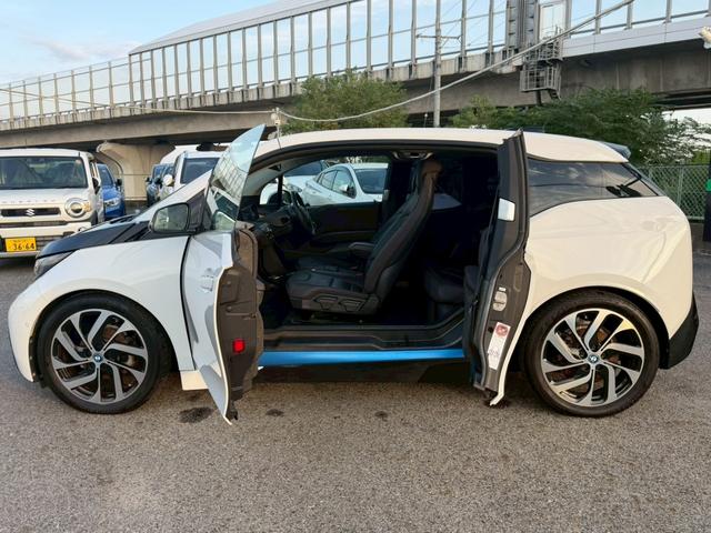 i3 ベースグレード 禁煙車 スイートインテリアレザーシート LEDヘッドライト シートヒーター 純正19インチオプションアルミホイール アダプティブクルーズコントロール Bluetoothオーディオ ETC(36枚目)