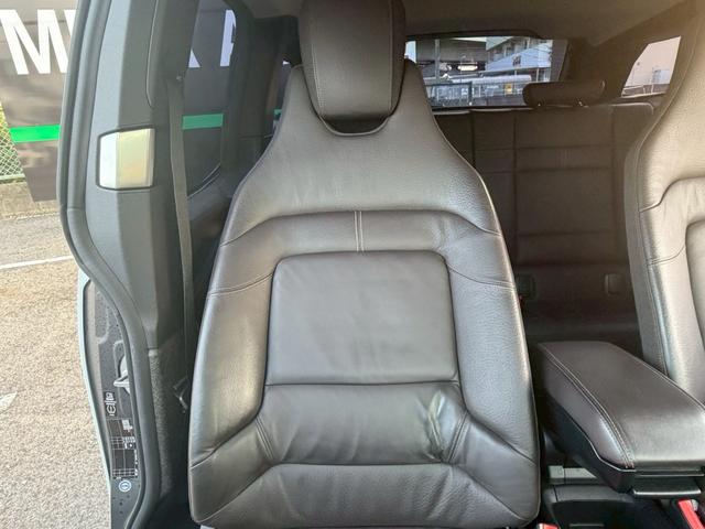 i3 ベースグレード 禁煙車 スイートインテリアレザーシート LEDヘッドライト シートヒーター 純正19インチオプションアルミホイール アダプティブクルーズコントロール Bluetoothオーディオ ETC(46枚目)