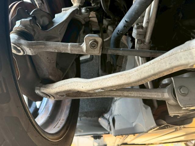 i3 ベースグレード 禁煙車 スイートインテリアレザーシート LEDヘッドライト シートヒーター 純正19インチオプションアルミホイール アダプティブクルーズコントロール Bluetoothオーディオ ETC(66枚目)