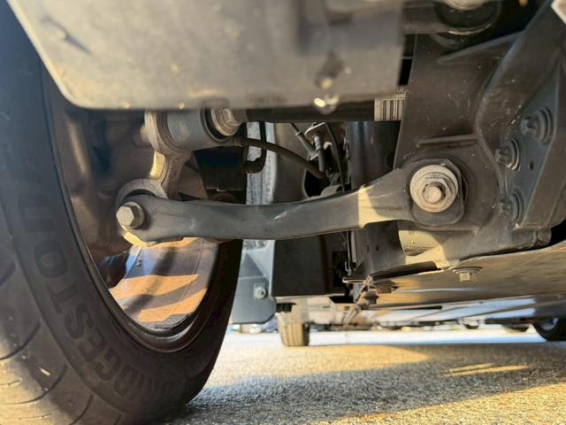 i3 ベースグレード 禁煙車 スイートインテリアレザーシート LEDヘッドライト シートヒーター 純正19インチオプションアルミホイール アダプティブクルーズコントロール Bluetoothオーディオ ETC(69枚目)