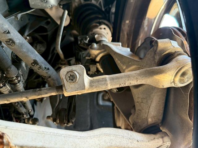 i3 ベースグレード 禁煙車 スイートインテリアレザーシート LEDヘッドライト シートヒーター 純正19インチオプションアルミホイール アダプティブクルーズコントロール Bluetoothオーディオ ETC(70枚目)