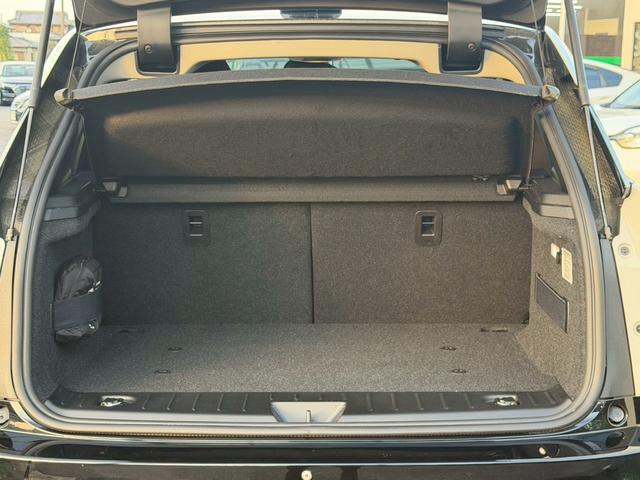 i3 ベースグレード 禁煙車 スイートインテリアレザーシート LEDヘッドライト シートヒーター 純正19インチオプションアルミホイール アダプティブクルーズコントロール Bluetoothオーディオ ETC(71枚目)