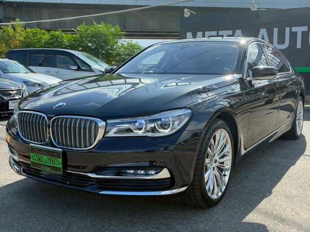 ７シリーズ ７５０Ｌｉ　ワンオーナー禁煙車　スカイラウンジパノラマサンルーフ　エグゼクティブラウンジシート　デザインピュアエクセレンスインテリア　デザインピュアエクセレンスＰＫＧ　オプション１５本スポーク２０インチＡＷ（18枚目）