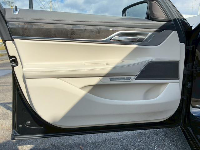 ７シリーズ ７５０Ｌｉ　ワンオーナー禁煙車　スカイラウンジパノラマサンルーフ　エグゼクティブラウンジシート　デザインピュアエクセレンスインテリア　デザインピュアエクセレンスＰＫＧ　オプション１５本スポーク２０インチＡＷ（39枚目）