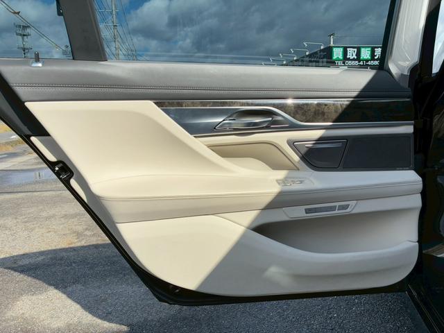 ７シリーズ ７５０Ｌｉ　ワンオーナー禁煙車　スカイラウンジパノラマサンルーフ　エグゼクティブラウンジシート　デザインピュアエクセレンスインテリア　デザインピュアエクセレンスＰＫＧ　オプション１５本スポーク２０インチＡＷ（41枚目）