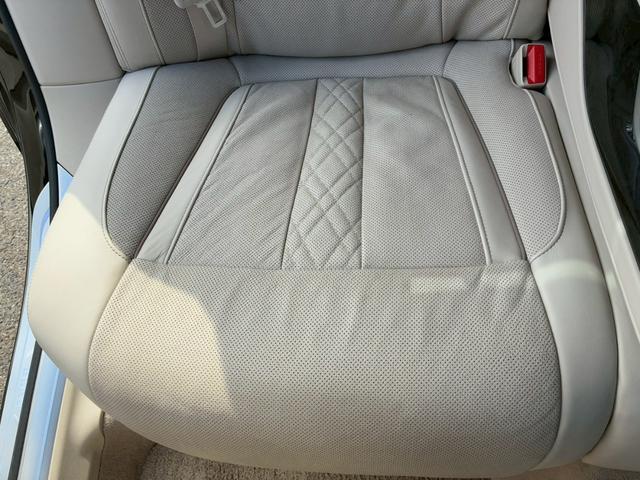 ７シリーズ ７５０Ｌｉ　ワンオーナー禁煙車　スカイラウンジパノラマサンルーフ　エグゼクティブラウンジシート　デザインピュアエクセレンスインテリア　デザインピュアエクセレンスＰＫＧ　オプション１５本スポーク２０インチＡＷ（59枚目）