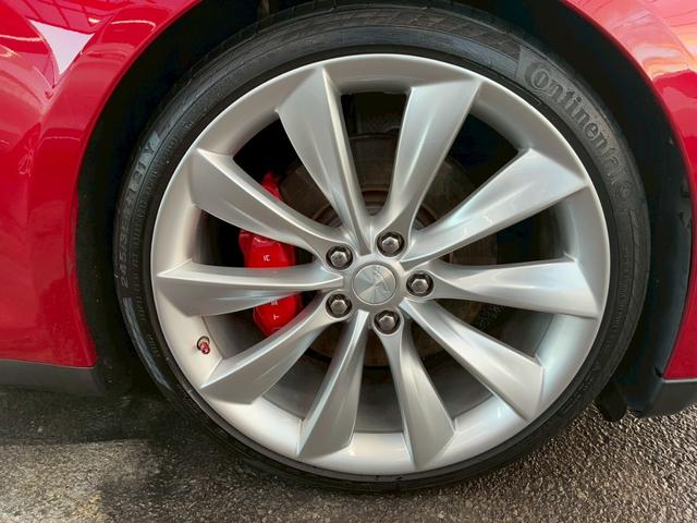 モデルS P85D 禁煙車 プレミアムアップグレードパッケージ テックパッケージ ウルトラHiWiサウンド 0-100/3.3秒 オートパイロット スマートエアサスペンション パワーシート 開閉式ガラスルーフ ETC(22枚目)
