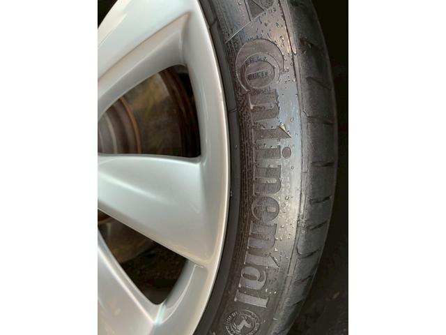 モデルS P85D 禁煙車 プレミアムアップグレードパッケージ テックパッケージ ウルトラHiWiサウンド 0-100/3.3秒 オートパイロット スマートエアサスペンション パワーシート 開閉式ガラスルーフ ETC(28枚目)