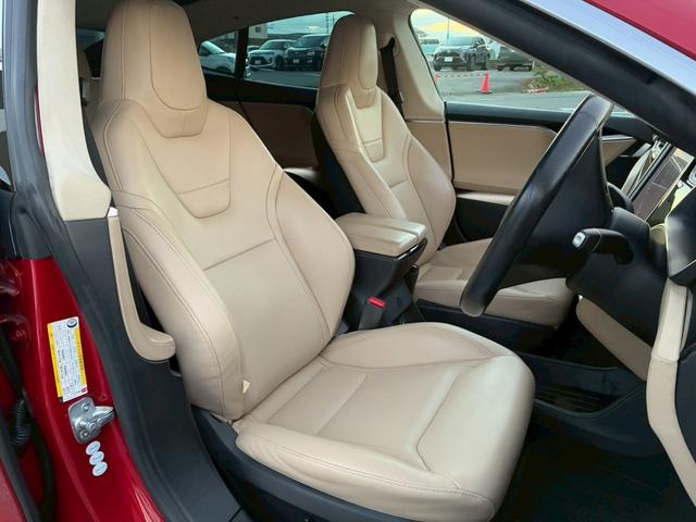 モデルS P85D 禁煙車 プレミアムアップグレードパッケージ テックパッケージ ウルトラHiWiサウンド 0-100/3.3秒 オートパイロット スマートエアサスペンション パワーシート 開閉式ガラスルーフ ETC(62枚目)